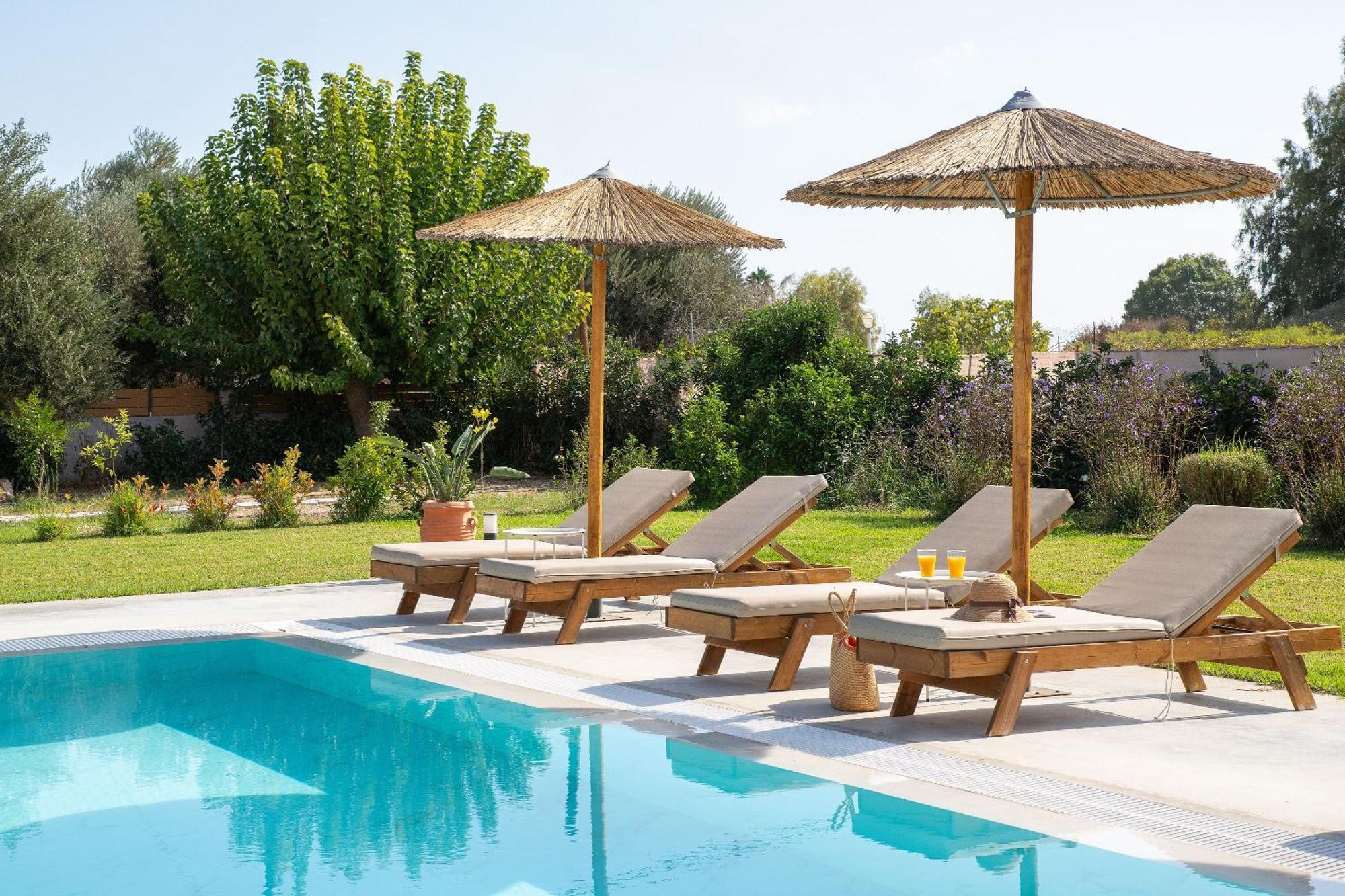 Ethria Pool Villa With Heated Jacuzzi Afantou Luaran gambar