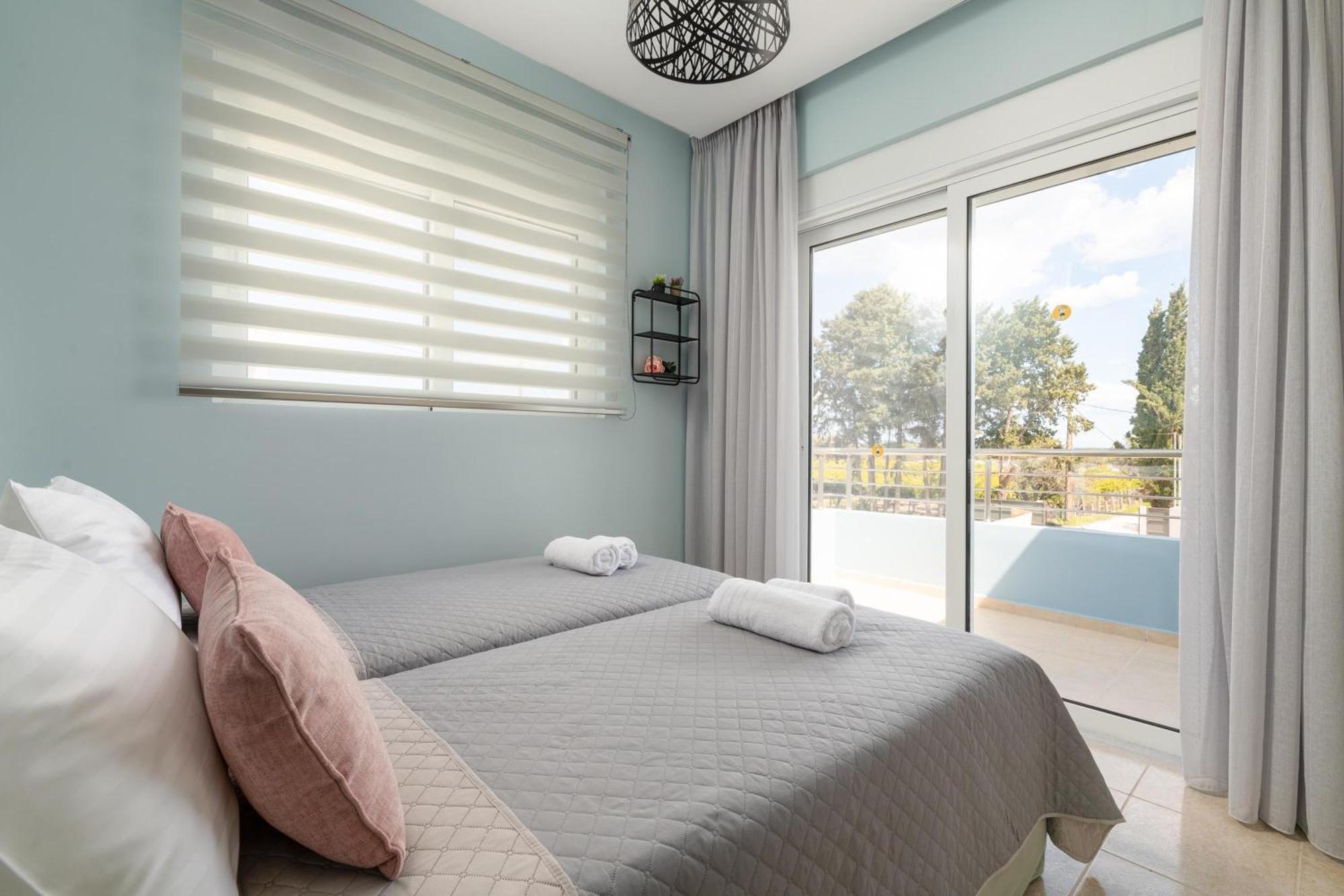 Ethria Pool Villa With Heated Jacuzzi Afantou Luaran gambar