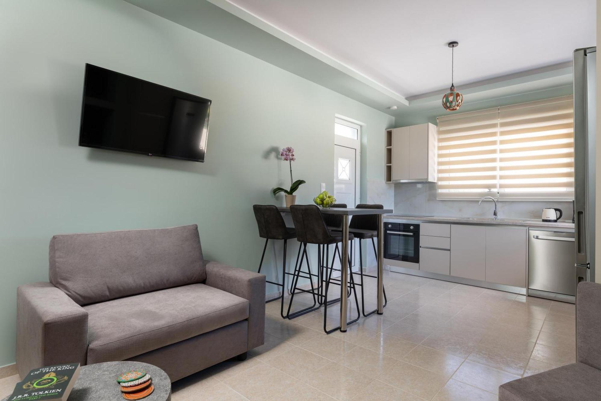 Ethria Pool Villa With Heated Jacuzzi Afantou Luaran gambar